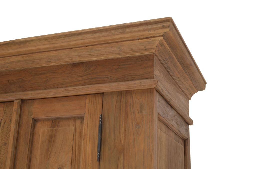 Teak Kleiderschrank "Der Vertraute"